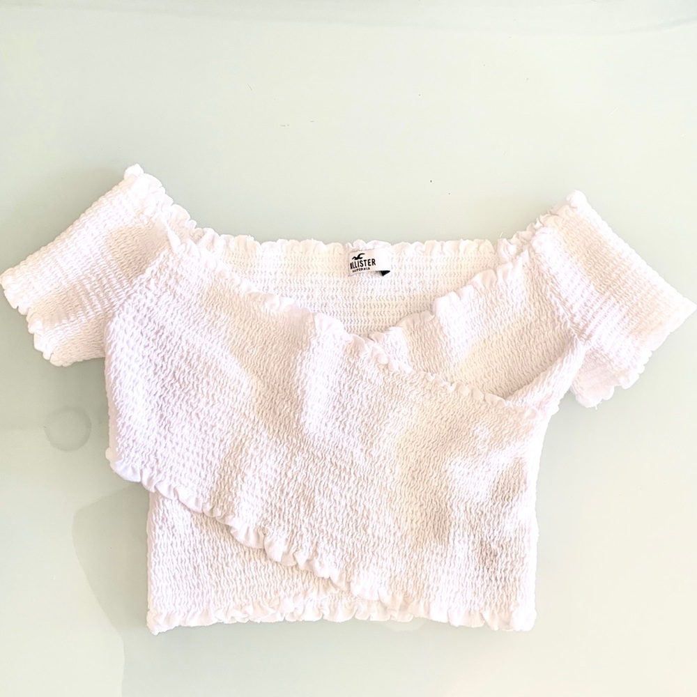 Hollister Smocked elasticized crop top